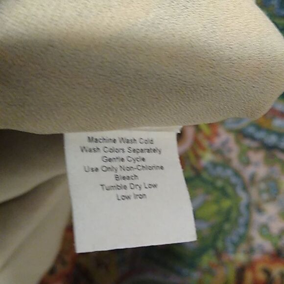 JG Hook Women's 16W Paisley, Pull Overhead, Sleeve to Elbow, Lined Faux Buttons - Picture 4 of 4